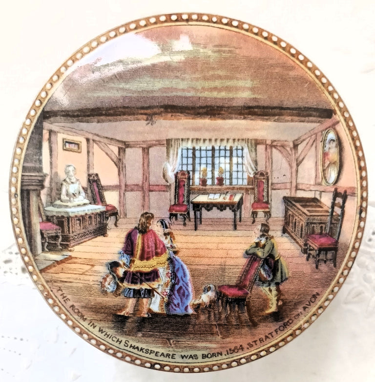 Pratt-ware Pot-lid No. 227 Shakespeare's Birthplace - Interior 1a