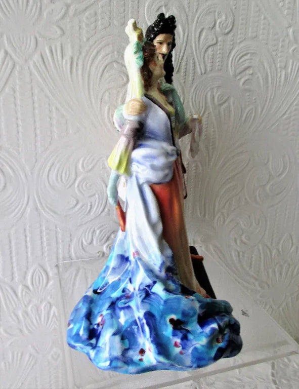 Vintage Royal Doulton Porcelain Figurine ~ 