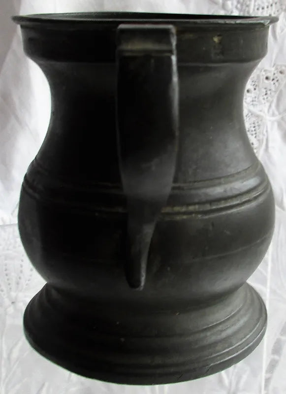 Antique English Georgian Pewter Quartern Baluster Measure