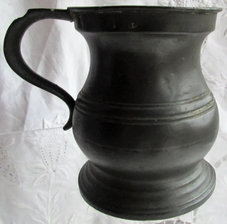 Antique English Georgian Pewter Quartern Baluster Measure