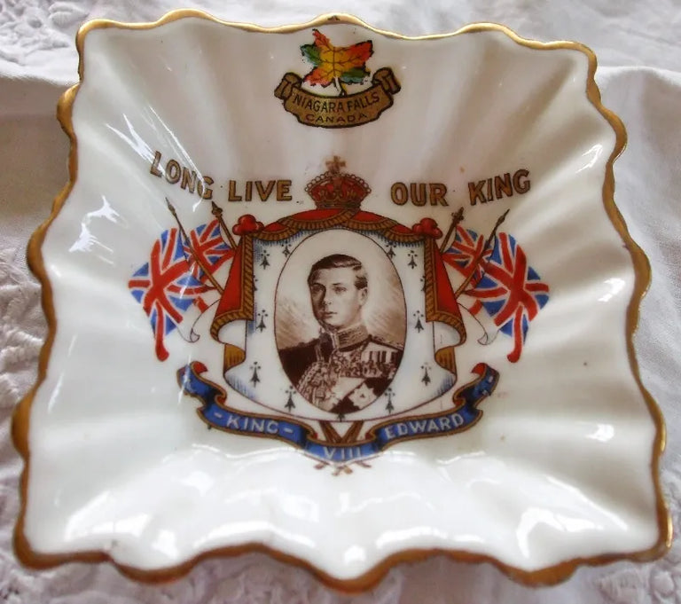 Vintage Royal Albert Edward VIII - Niagara Falls Commemorative Pin Dish