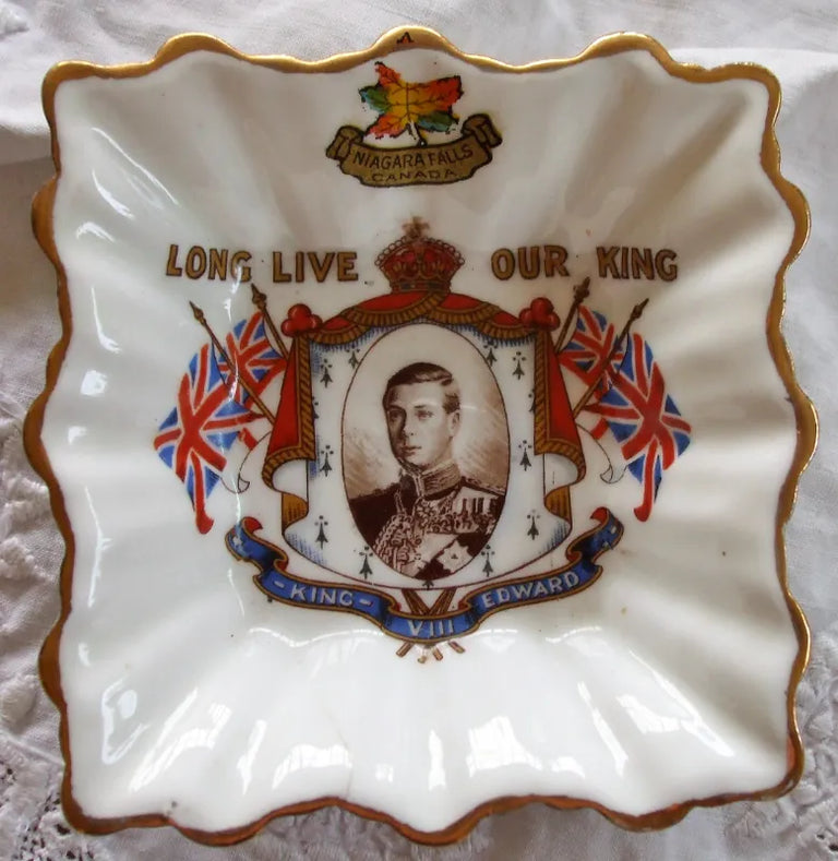 Vintage Royal Albert Edward VIII - Niagara Falls Commemorative Pin Dish