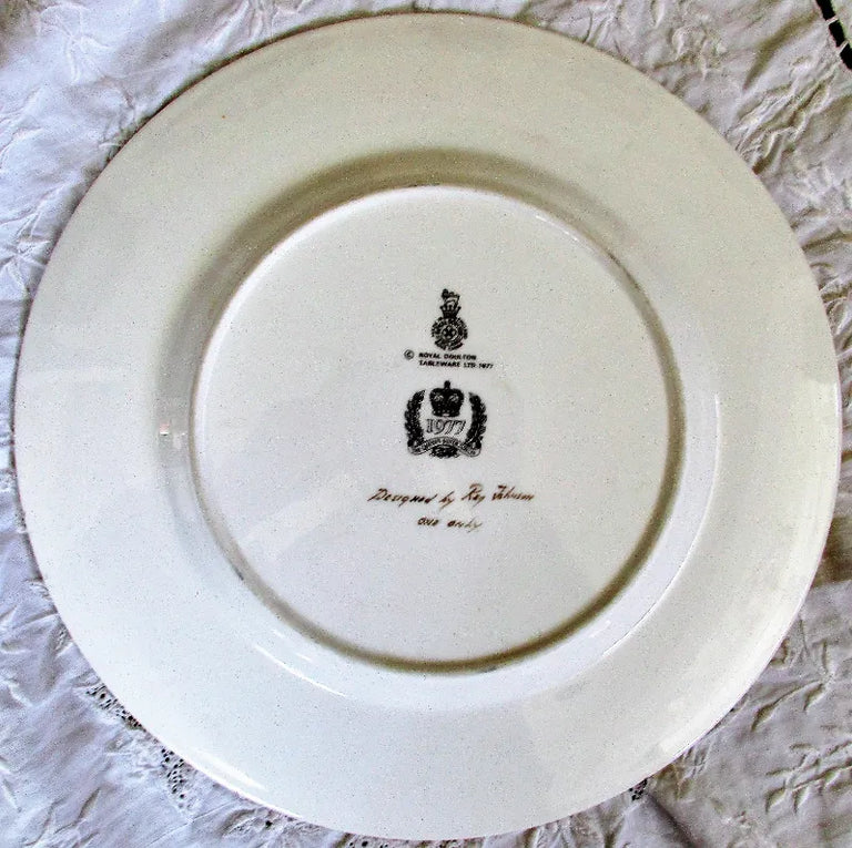 Royal Doulton Porcelain Cabinet Plate ~ 