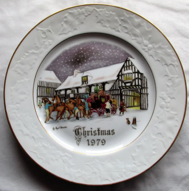 Royal Worcester English Porcelain Plate 