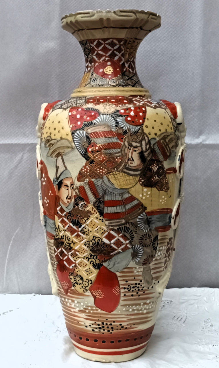 Satsuma Samurai Vase 1c