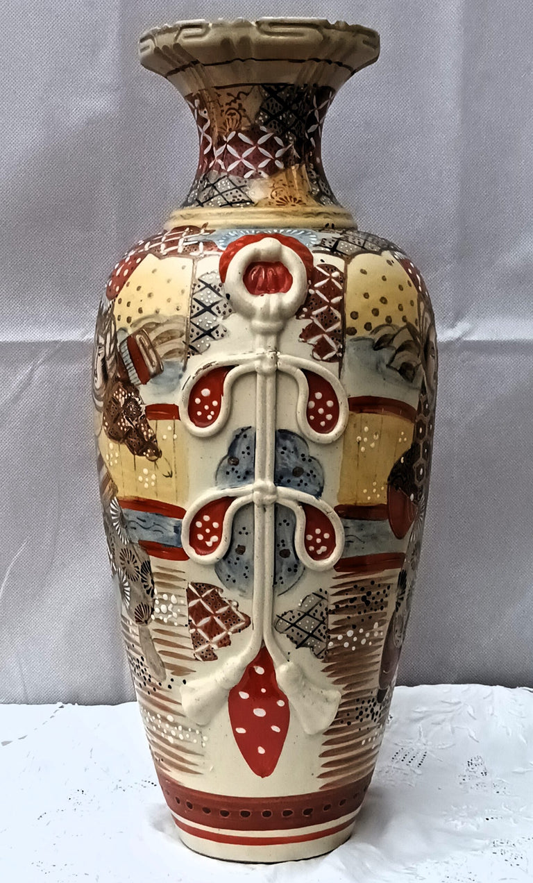 Satsuma Samurai Vase 1d