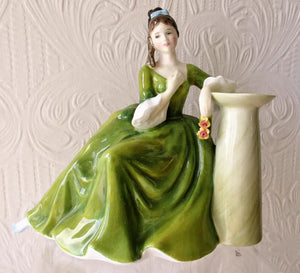 Royal Doulton Porcelain Figurine ~ "Secret Thoughts" ~ HN 2382