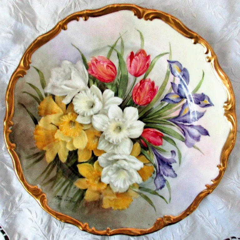 Porcelain Cabinet Plate ~ 