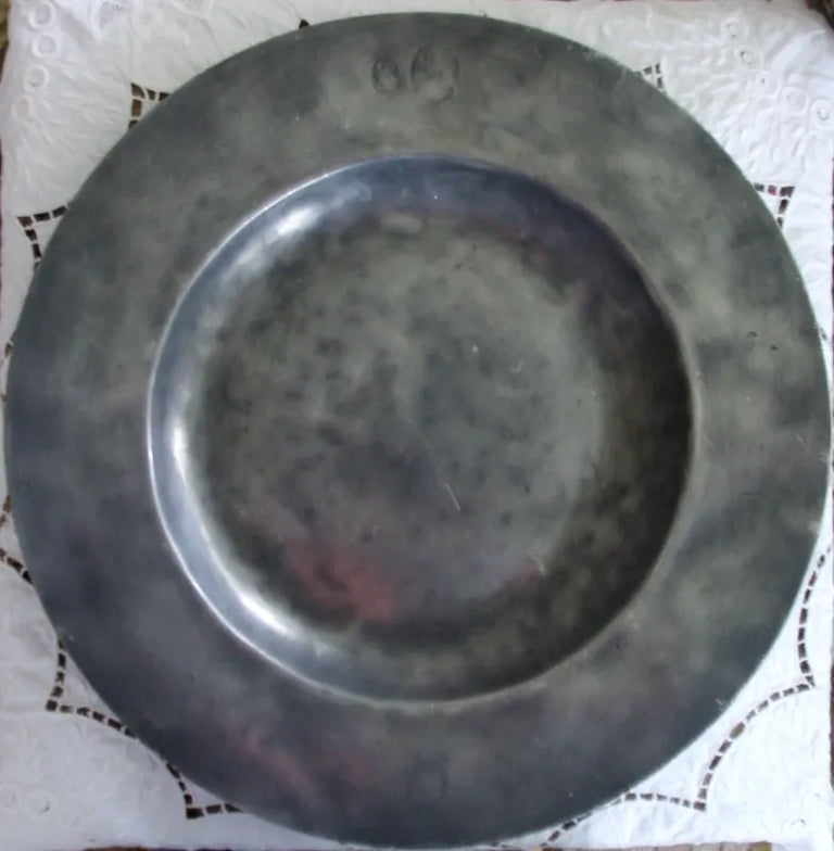 Stuart Plain Broad Rimmed Pewter Dish