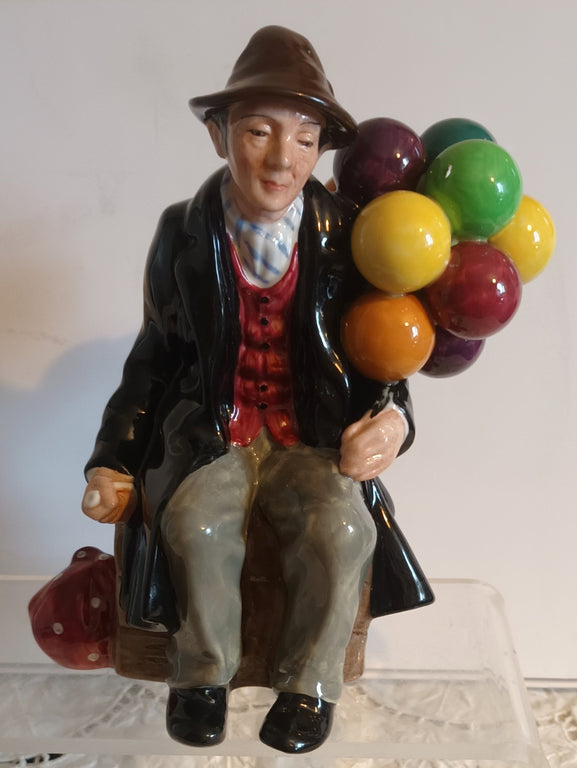 Royal Doulton English Porcelain Figurine ~ 
