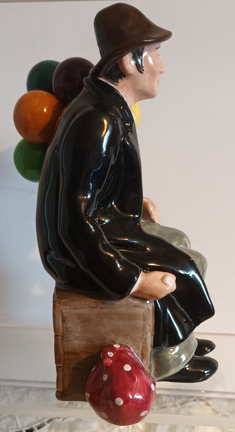 Royal Doulton English Porcelain Figurine ~ 