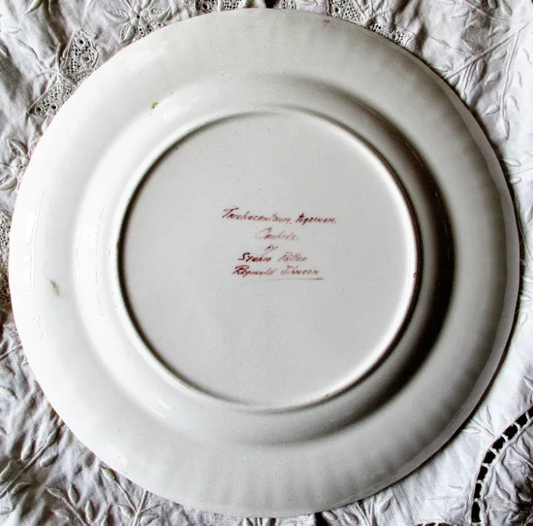 Porcelain Cabinet Dish ~ 