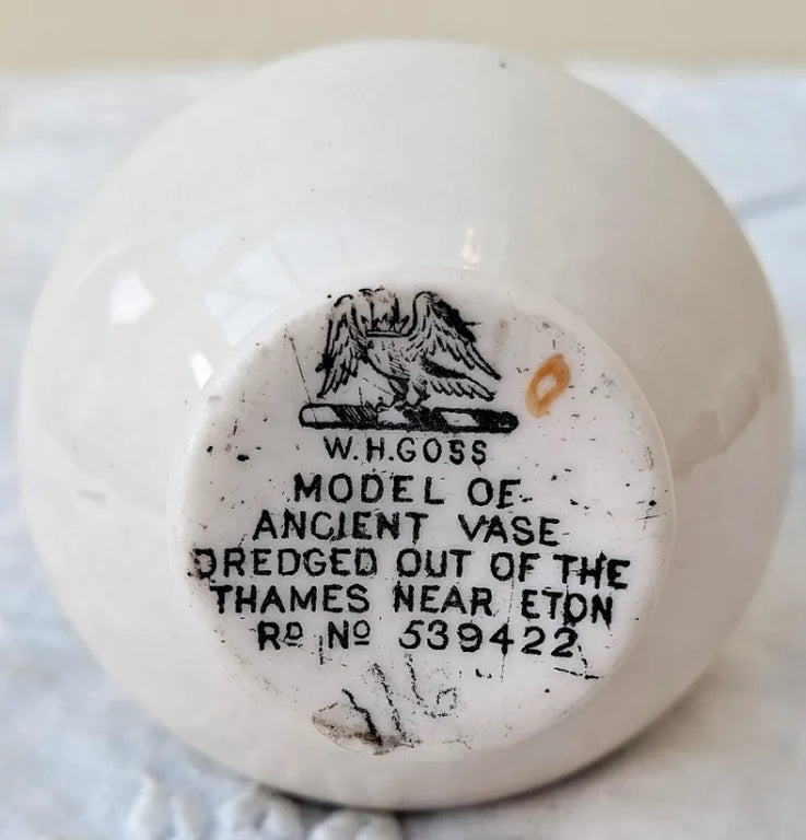 Antique W.H. Goss ~ Eton Vase ~ A.C.C. No. 109 ~ Porlock