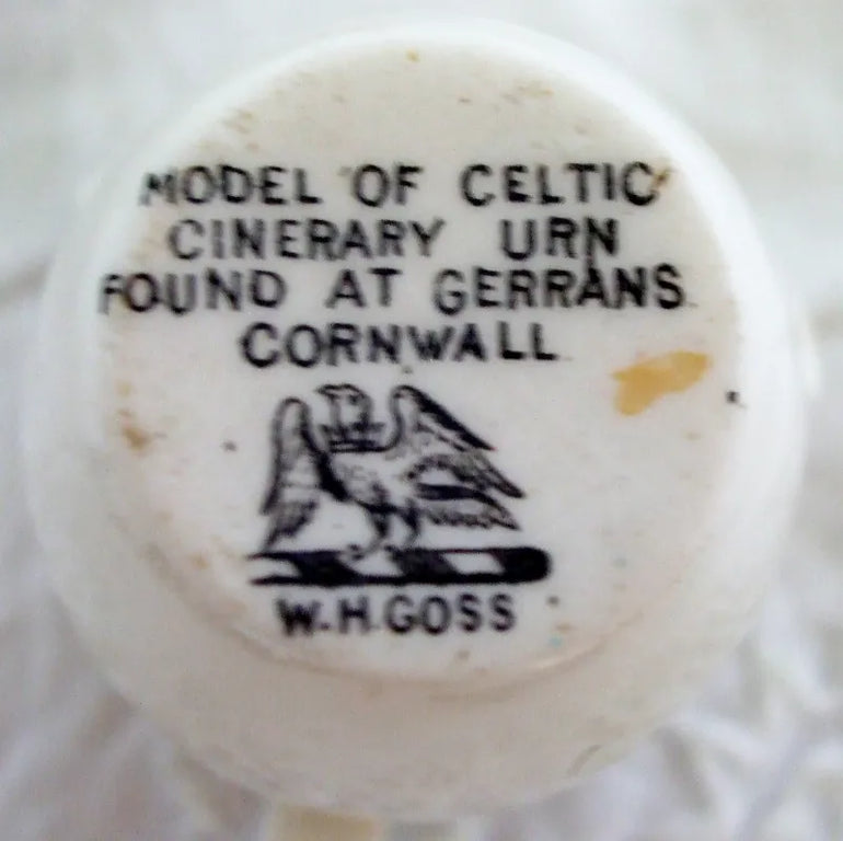 Antique W.H. Goss ~ Gerrans Celtic Cinerary Urn ~ A.C.C. No. 120 ~ Wareham