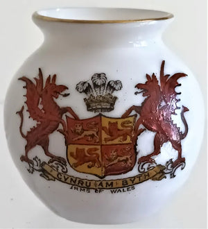 Antique W.H. Goss ~ Glastonbury Vase ~ Arms of Wales