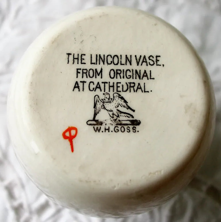 Antique W.H. Goss ~ Lincoln Vase ~ A.C.C. No. 180 ~ City of Lincoln ~ * MATCHING ARMS *