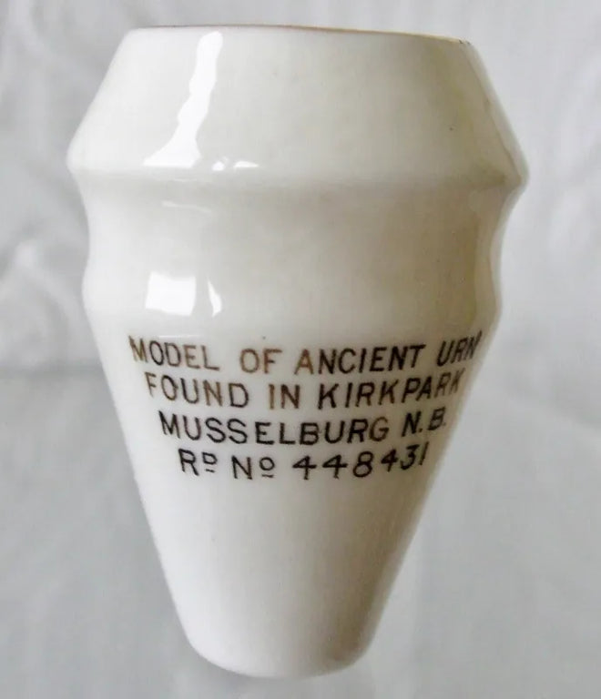 Antique W.H. Goss ~ Musselburgh Kirkpark Ancient Urn ~ A.C.C. No. 206 ~ Shakespeare's Arms