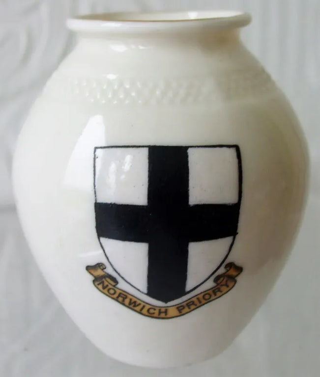 Antique W.H. Goss ~ Norwich Urn ~ A.C.C. No. 213 ~ Norwich ~ Norwich Priory ~ * MATCHING ARMS *