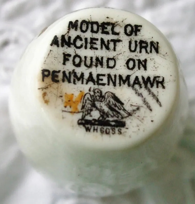 Antique W.H. Goss ~ Penmaenmawr Urn ~ A.C.C. No. 224 ~ Manor of Runton
