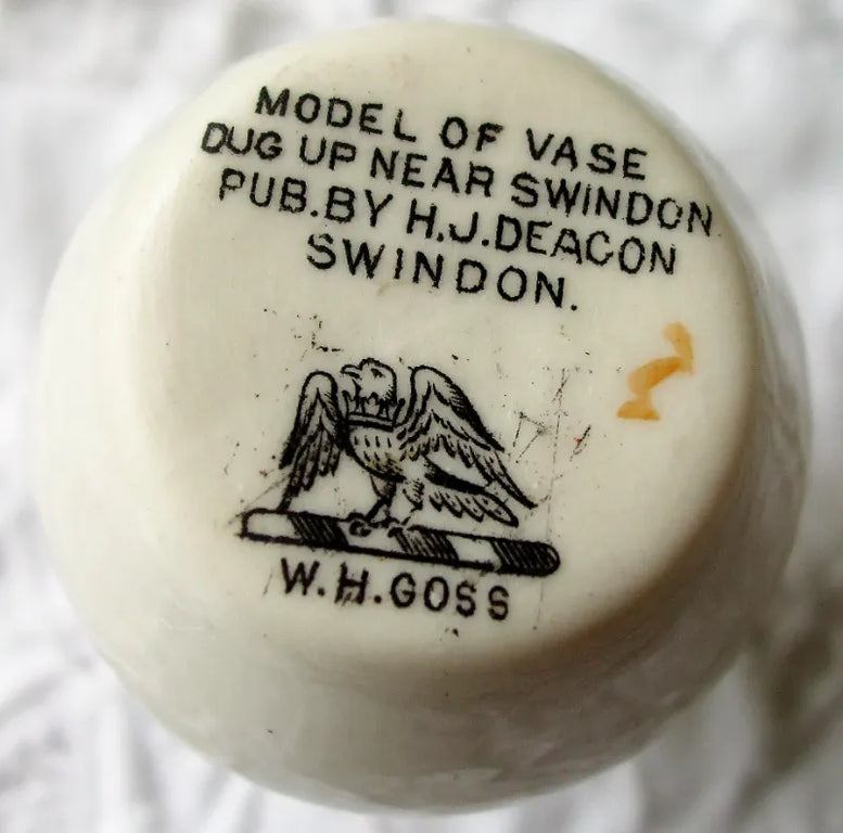 Antique W.H. Goss ~ Swindon Vase ~ A.C.C. No. 268 ~ Swindon ~ * MATCHING ARMS *