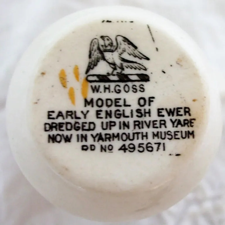 Antique W.H. Goss ~ Yarmouth Ewer ~ A.C.C. No. 304 ~ Gorleston-on-Sea