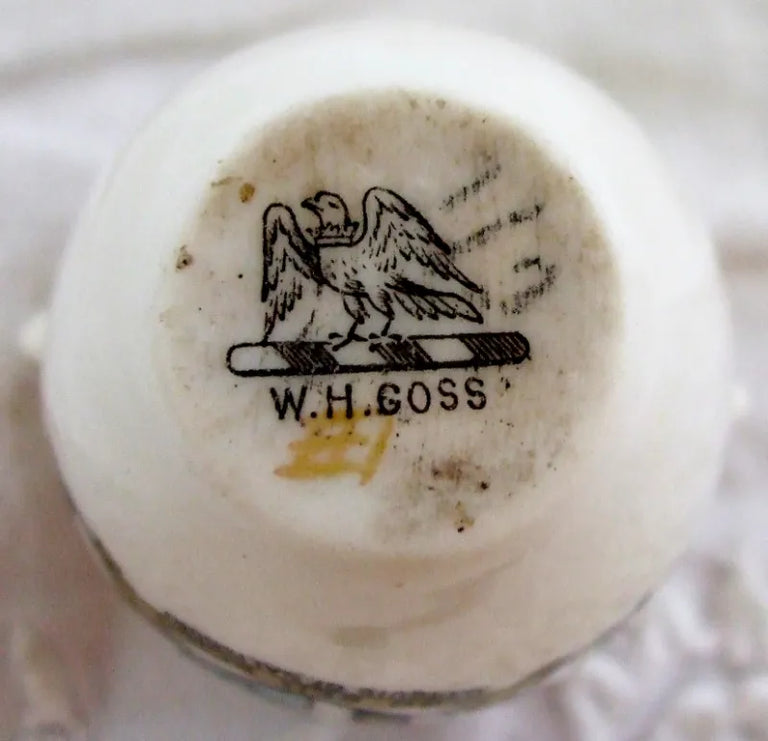 Antique W.H. Goss ~ York Roman Urn ~ A.C.C. No. 307 ~ Marquis of Salisbury