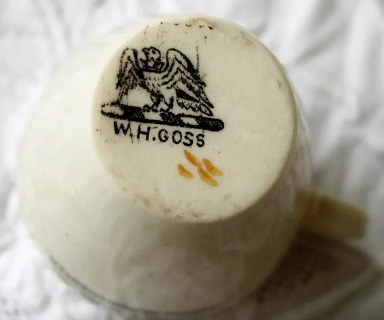 Antique W.H. Goss ~ Dorchester Roman Cup ~ A.C.C. No. 89 ~ Dorchester * MATCHING ARMS *
