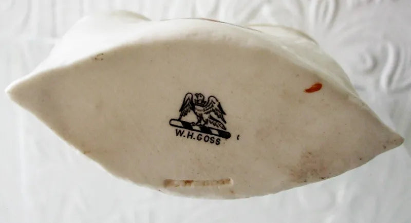 Antique W.H. Goss ~ Bass Basket ~ Ashford