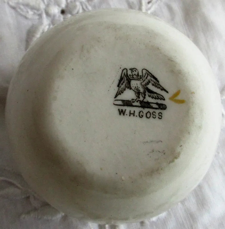 Antique W.H. Goss ~ Fairy Ball Vase ~ Crinkle Top ~ Southwark Cathedral