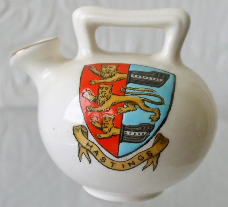 Antique W.H. Goss ~ Hastings Kettle ~ A.C.C. No. 140 ~ Hastings ~ * MATCHING ARMS *