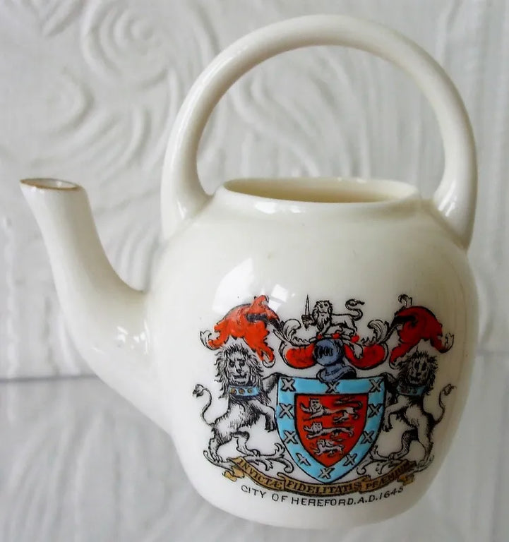 Antique W.H. Goss ~ Hereford Terracotta Kettle ~ A.C.C. No. 143 ~ Hereford ~ * MATCHING ARMS *