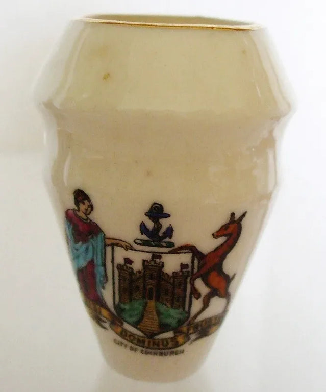 Antique W.H. Goss ~ Musselburgh Kirkpark Ancient Urn ~ A.C.C. No. 206 ~ City of Edinburgh