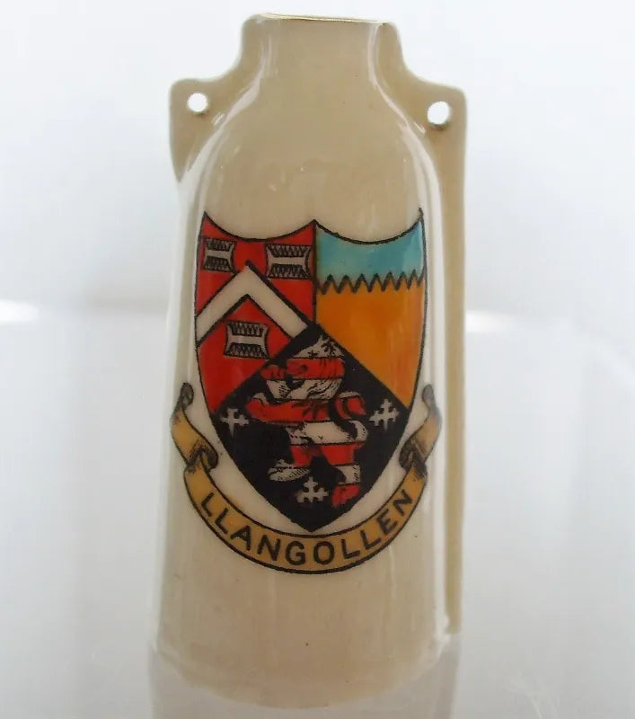Antique W.H. Goss ~ Newbury Leather Bottle ~ A.C.C. No. 207a ~ Llangollen