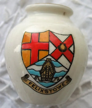 Antique W.H. Goss ~ Norwich Urn ~ A.C.C. No. 213 ~ Felixstowe
