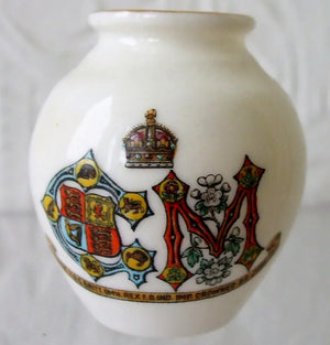 Antique W.H. Goss ~ Norwich Urn ~ A.C.C. No. 213 ~ Royal Commemorative ~ King George V & Queen Mary