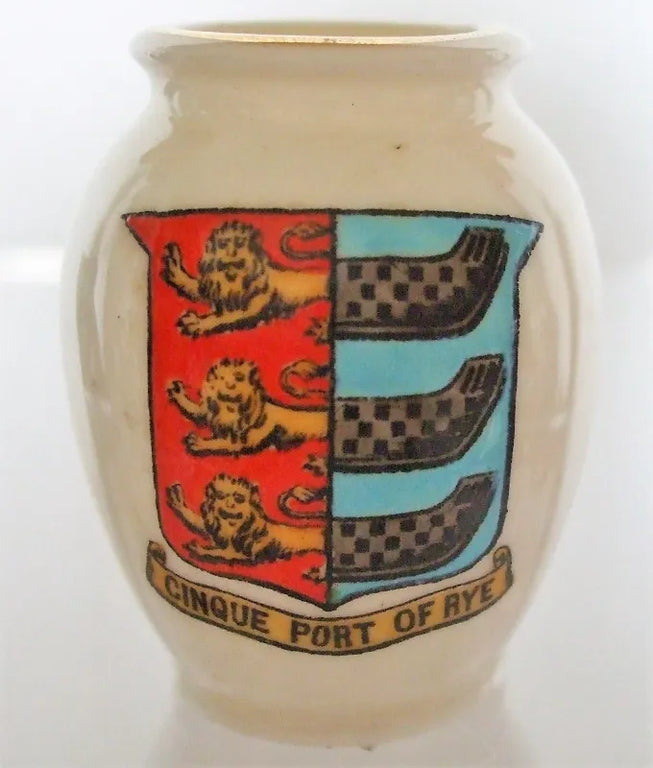Antique W.H. Goss ~ Nottingham Urn ~ A.C.C. No. 215 ~ Cinque Port of Rye