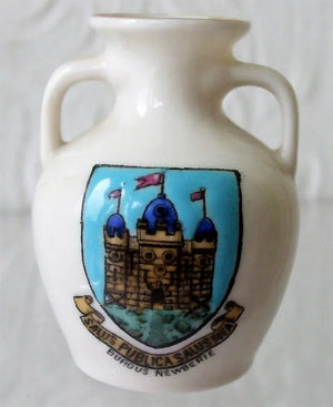 Antique W.H. Goss ~ Portland Vase ~ A.C.C. No. 231 ~ Burgus Newberie