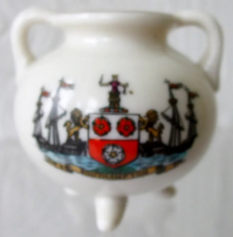 Antique W.H. Goss ~ Southampton Ancient Pipkin ~ A.C.C. No. 260 ~ Southampton  * MATCHING ARMS *