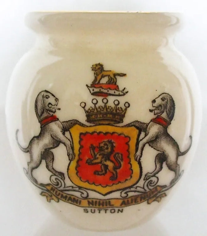 Antique W.H. Goss ~ Windsor Urn ~ A.C.C. No. 299 ~ Sutton