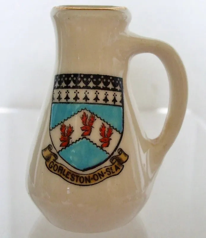 Antique W.H. Goss ~ Yarmouth Ewer ~ A.C.C. No. 304 ~ Gorleston-on-Sea