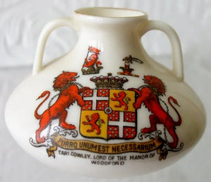 Antique W.H. Goss ~ Colchester Vase { Cloaca } ~ A.C.C. No. 69 ~ Earl Cowley Manor of Woodford