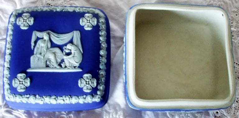 Antique Victorian Wedgwood Jasper Ware Box & Cover