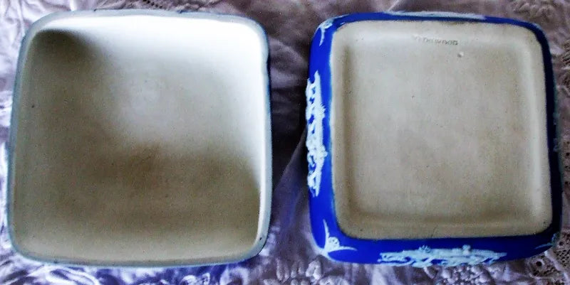 Antique Victorian Wedgwood Jasper Ware Box & Cover