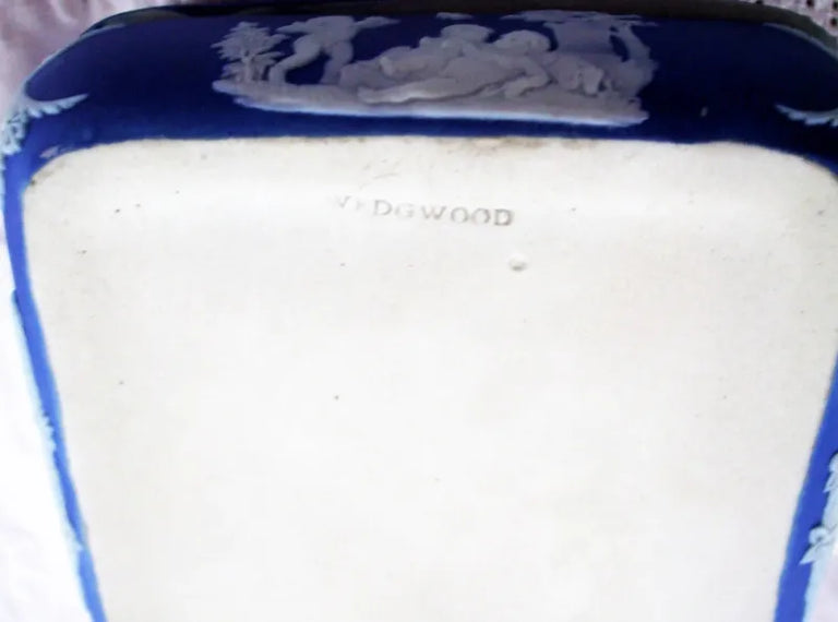 Antique Victorian Wedgwood Jasper Ware Box & Cover
