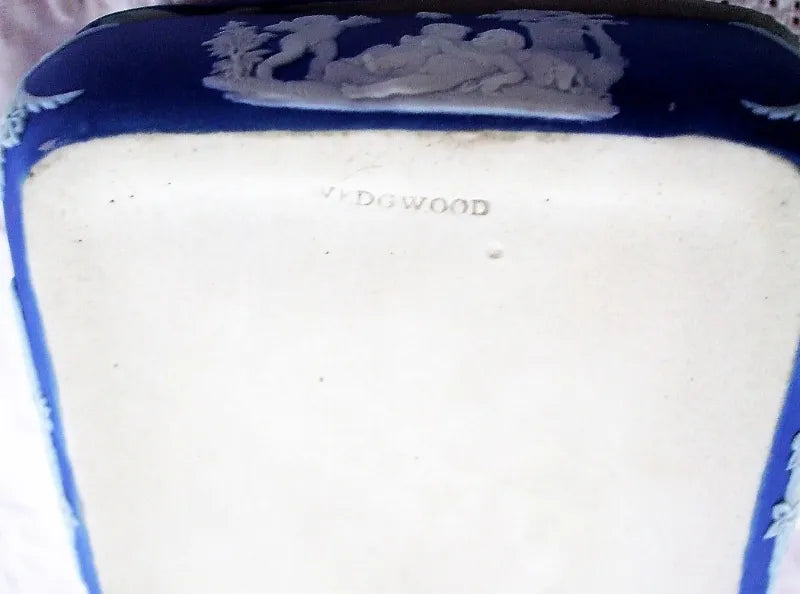 Antique Victorian Wedgwood Jasper Ware Box & Cover