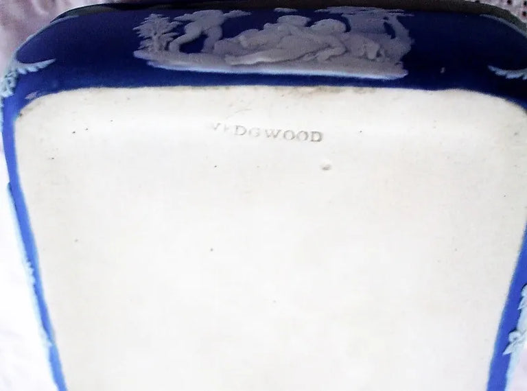 Antique Victorian Wedgwood Jasper Ware Box & Cover