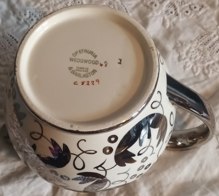 Wedgwood Silver Lustre Jug 1e