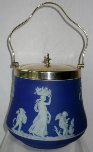 Wedgwood Biscuit Barrel 1
