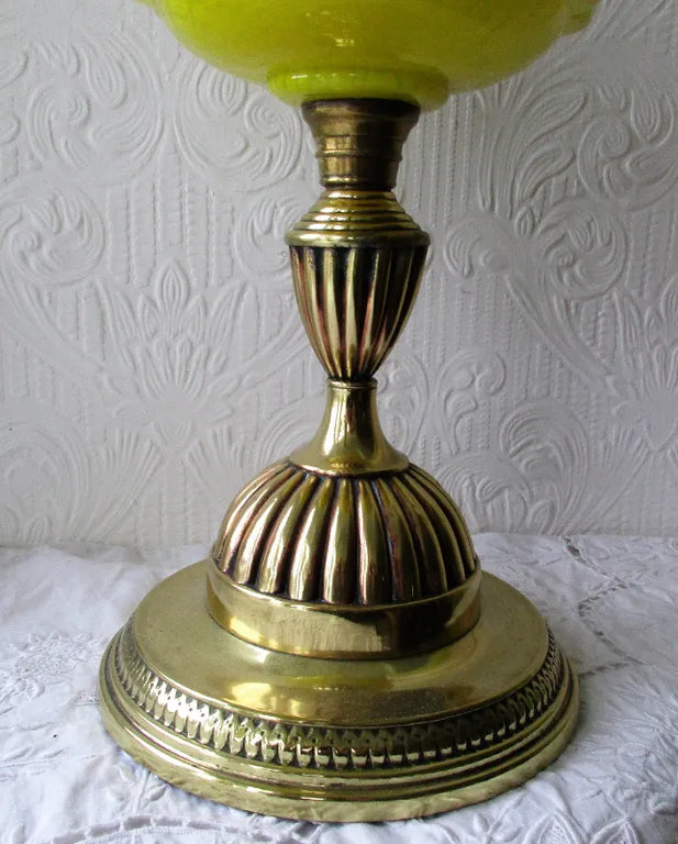 Antique English Victorian Brass Oil Lamp