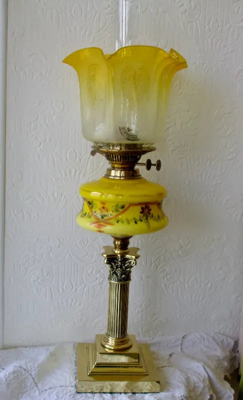 Antique English Victorian Brass Oil Lamp